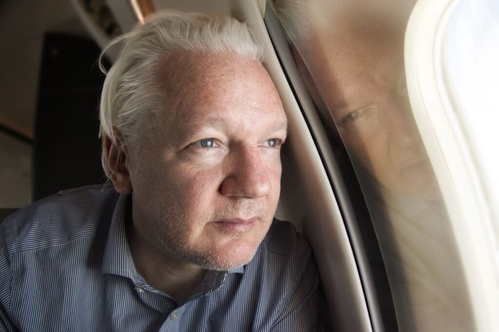 Julian Assange lõpuks vaba ja lendab koju 25.06.2024